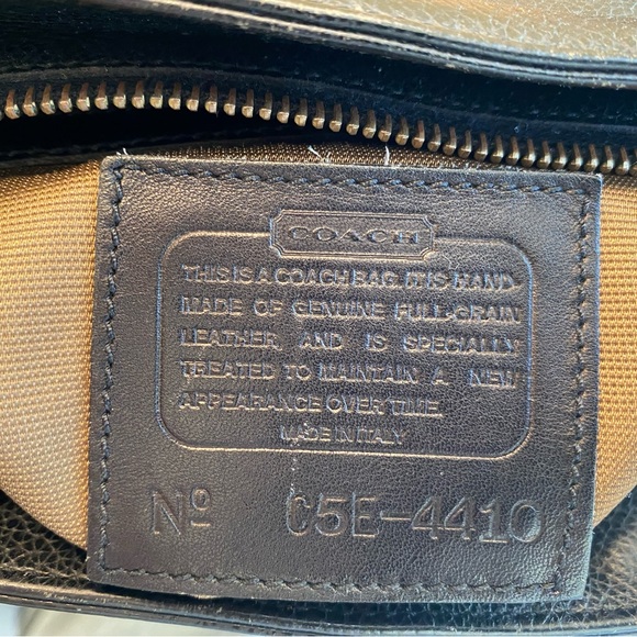 Coach 4410 - Picture 7 of 17